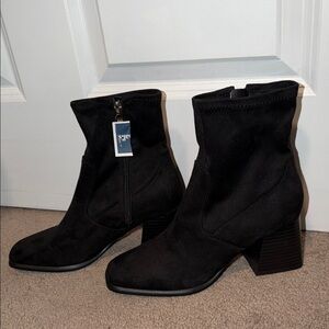 Marc Fisher Black Heeled Boots